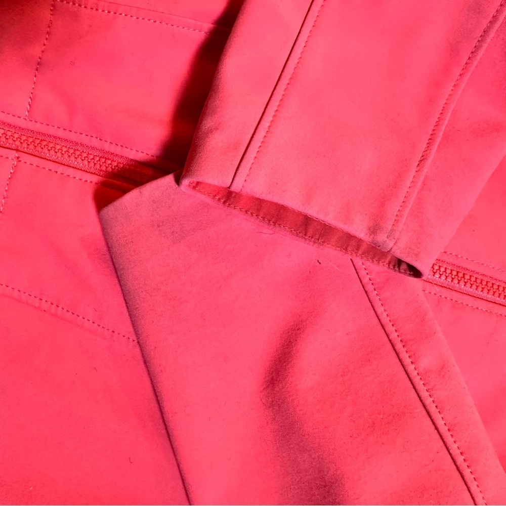 The North Face Women’s Jet Hooded Softshell Jacket - Women's Coral/Pink - Picture 7 of 8